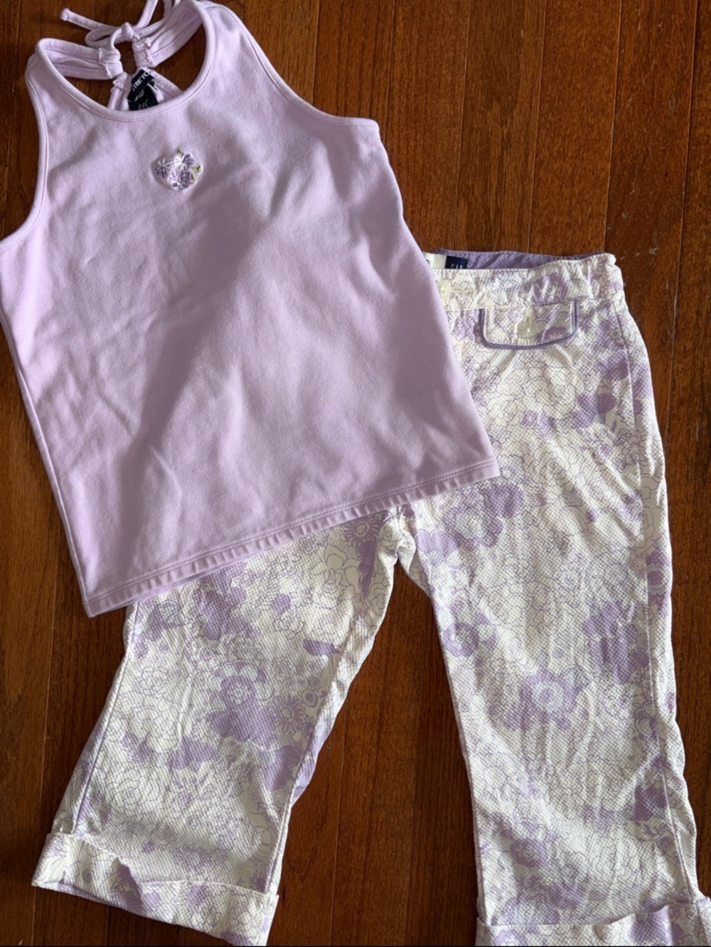 GAP kids Y2K Lavender Tank Top and Floral Textured Capri Stretch Pants Set 6/7